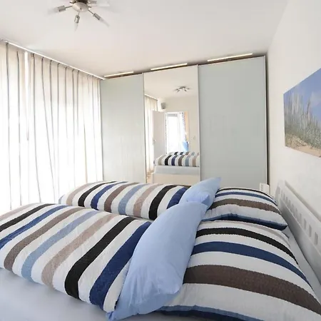 Lichtdurchflutete Mit Suedbalkon