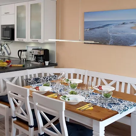 Lichtdurchflutete Mit Suedbalkon Wangerooge